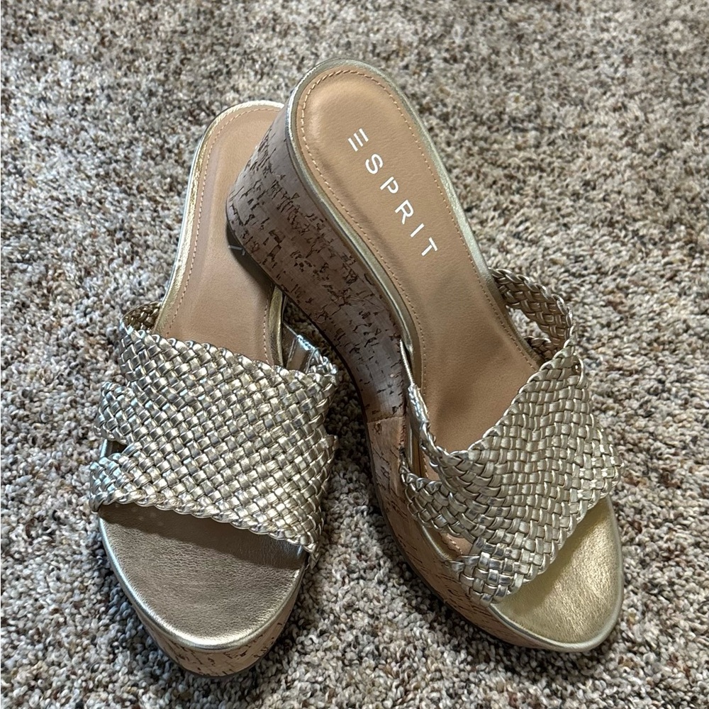 192. Esprit Women's Gold Slide Sandals, Size 7.5